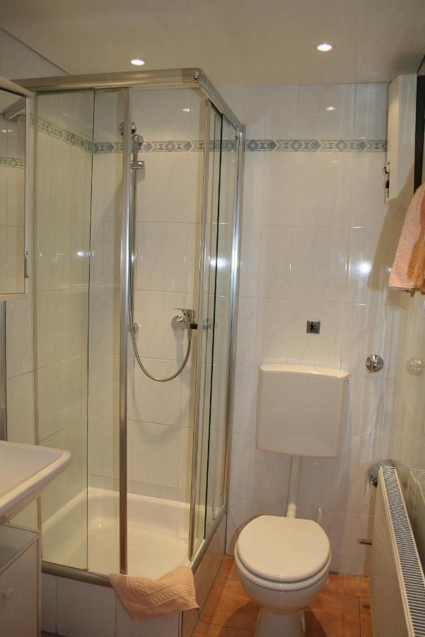 Apartmenthaus Sonnen ดุสเซลดอร์ฟ ภายนอก รูปภาพ